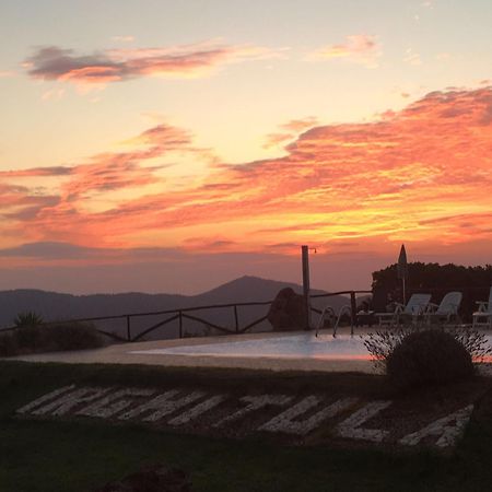 Agriturismo Irghitula โปซาดา ภายนอก รูปภาพ