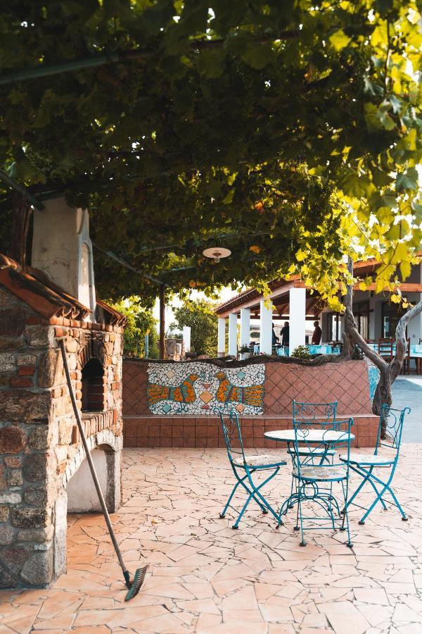 Agriturismo Irghitula โปซาดา ภายนอก รูปภาพ