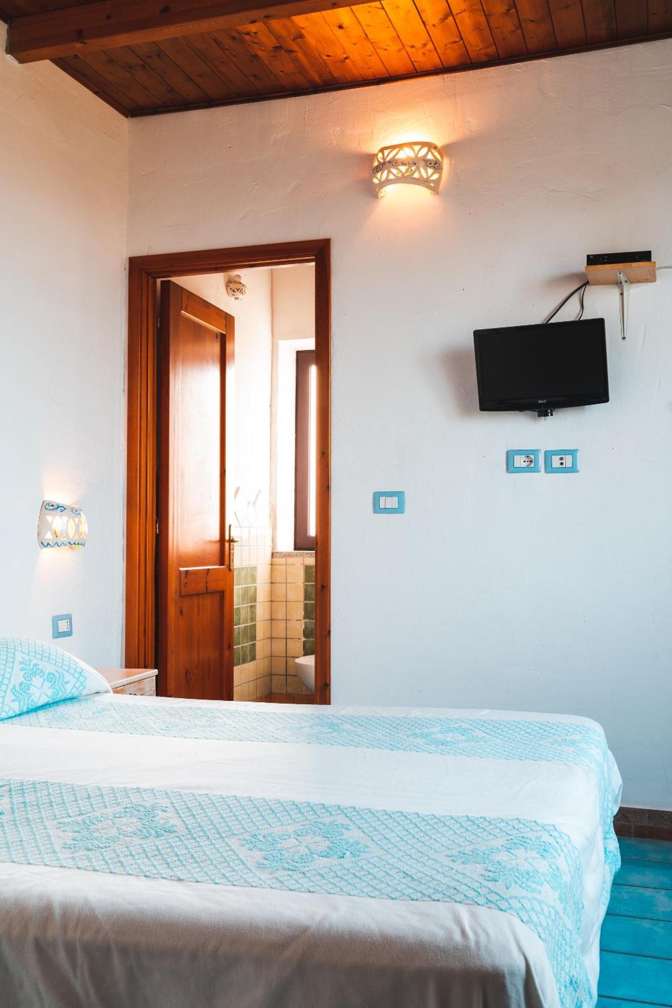 Agriturismo Irghitula โปซาดา ภายนอก รูปภาพ